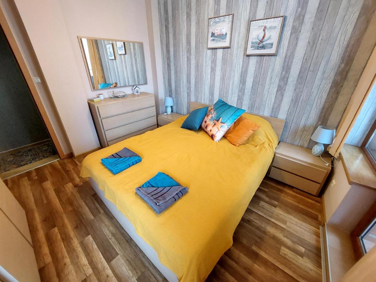 Supreme Danieli - Holiday Apartment By The Sea Baltsjik Buitenkant foto