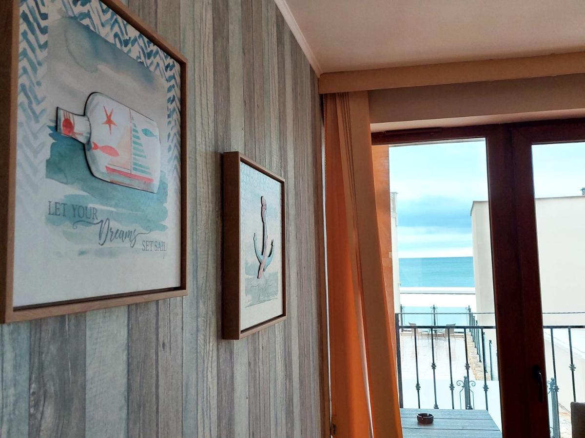 Supreme Danieli - Holiday Apartment By The Sea Baltsjik Buitenkant foto